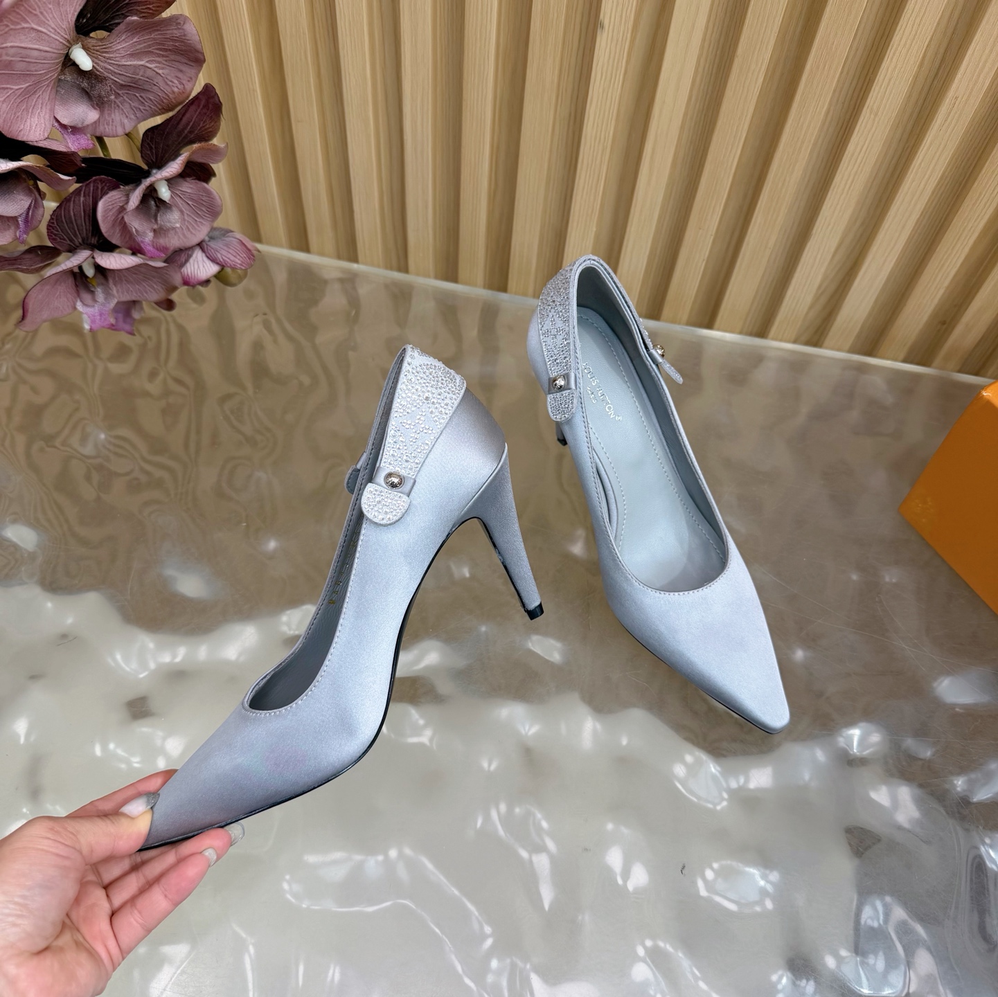 Women's high heels